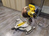 Лот: 16422898. Фото: 3. Торцовка dewalt DWS 713. Строительство и ремонт