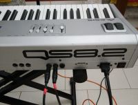 Лот: 16854225. Фото: 3. Синтезатор Alesis QS8.2 с кейсом. Музыкальные инструменты и оборудование