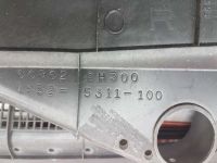 Лот: 20901568. Фото: 2. Решетка под лобовое стекло Nissan... Автозапчасти