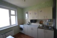 Лот: 9431539. Фото: 2. 1-комн квартира 46 кв м в Октябрьском... Аренда посуточно, по часам