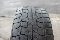 Лот: 14167712. Фото: 2. Шина зимняя Dunlop Graspic DS-1... Шины, Диски