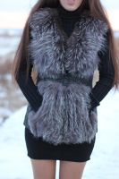 Лот: 6622932. Фото: 4. Меховая жилетка (чернобурка). Красноярск
