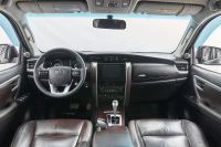 Лот: 21980392. Фото: 9. Toyota Fortuner 2017