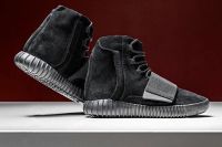 Лот: 10785730. Фото: 2. Кроссовки Adidas Yeezy 750 Boost... Мужская обувь