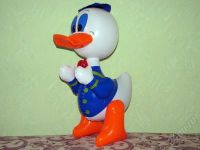 Лот: 382579. Фото: 2. Надувной Дональд Дак малый. Дети растут