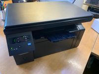Лот: 22989360. Фото: 2. МФУ HP LaserJet m1132 mfp + новый... Принтеры, сканеры, МФУ