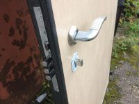 Лот: 10307249. Фото: 4. Дверь железная входная (как новая... Красноярск