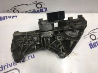 Лот: 21716806. Фото: 2. кронштейн генератора Nissan Almera... Автозапчасти