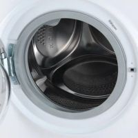 Лот: 10320797. Фото: 4. Стиральная машина Hotpoint-Ariston... Красноярск