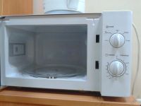 Лот: 5948964. Фото: 2. Микроволновая печь (год стояла... Мелкая бытовая техника