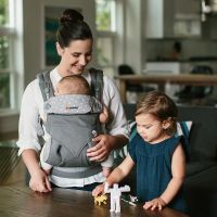 Лот: 9925361. Фото: 2. Эрго-рюкзак Ergo Baby Carrier... Дети растут