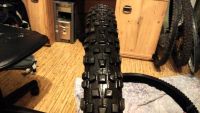 Лот: 5478135. Фото: 2. Kenda Kinetics и Maxxis Minion... Велоспорт