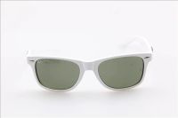 Лот: 11686798. Фото: 2. Солнцезащитные очки Ray Ban wayfarer... Оптика