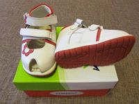 Лот: 5740283. Фото: 2. Сандали для девочки размер 18... Обувь