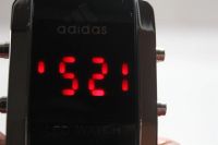 Лот: 3499090. Фото: 4. часы adidas с черным ремешком... Красноярск