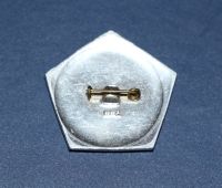 Лот: 3063045. Фото: 2. ЗНАК ЦК ВЛКСМ "ПЕРЕДОВИКУ УДАРНОГО... Значки, медали, жетоны