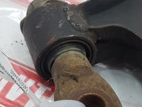 Лот: 20899988. Фото: 7. Рычаг подвески нижний Nissan Liberty...