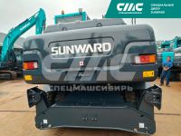 Лот: 25665572. Фото: 3. Колёсный экскаватор Sunward SWE... Красноярск