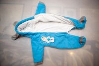 Лот: 7502735. Фото: 2. Демисезонный комбинезон. Одежда и аксессуары