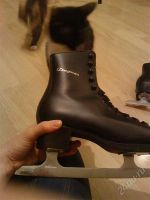 Лот: 1430074. Фото: 2. Фигурные коньки Botas 38 black. Спортивные товары