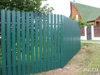Лот: 13380752. Фото: 2. Евроштакетник с покрытием "Зелёный... Срубы и конструкции