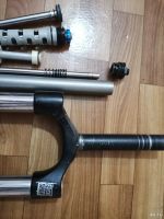 Лот: 17330658. Фото: 3. Вилка rockshox argyle без штанов. Спортивные товары