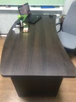 Лот: 15746885. Фото: 3. Стол письменный для руководителя... Мебель