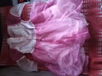 Лот: 20286995. Фото: 3. Пышное розово-белое платье на... Дети растут