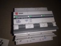 Лот: 20954725. Фото: 2. (3-3\2) Автоматический выключатель... Электрооборудование