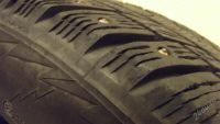 Лот: 1338003. Фото: 2. 1 зимняя шипованная шина Michelin... Шины, Диски