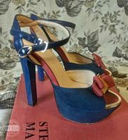 Лот: 14703390. Фото: 2. Босоножки т.синие замшевые с бантиком... Женская обувь
