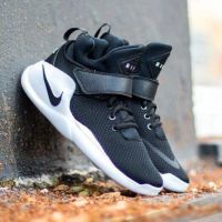 Лот: 10901379. Фото: 4. Кроссовки Nike Kwazi. Красноярск
