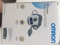 Лот: 9785729. Фото: 2. Тонометр OMRON. Медицина