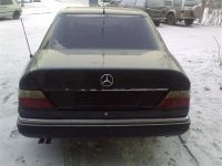 Лот: 994076. Фото: 3. Mercedes E300. Красноярск