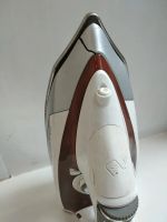 Лот: 25406493. Фото: 3. Утюг Redmond. Бытовая техника
