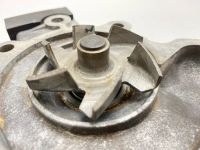 Лот: 22844961. Фото: 7. Помпа Mazda Mpv 2001 8AG915010...