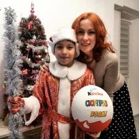 Лот: 8844993. Фото: 3. Гигантский kinder сюрприз. Продукты
