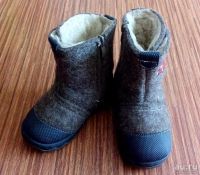 Лот: 8190028. Фото: 2. Валенки на мальчика 26р М.мичи. Обувь