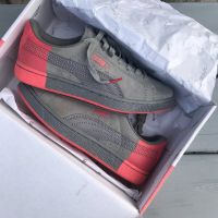 Лот: 10625970. Фото: 2. Puma Suede. Женская обувь