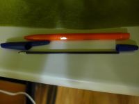 Лот: 4614084. Фото: 2. Ручка шариковая пластиковая, с... Канцелярские и офисные товары