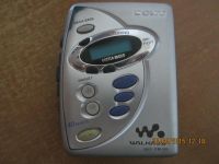 Лот: 6048256. Фото: 3. Кассетный плеер с радио Sony Walkman. Бытовая техника