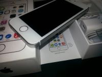 Лот: 6165978. Фото: 2. iPhone 5S 32gb white. Смартфоны, связь, навигация