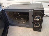 Лот: 24891817. Фото: 2. Микроволновая печь с грилем Midea. Мелкая бытовая техника