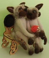 Лот: 16858059. Фото: 3. Любовь... Пара валяных котов на... Сувениры, подарки