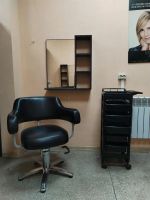 Лот: 24008749. Фото: 2. Парикмахерское кресло. Косметика и уход