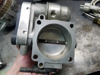 Лот: 15920105. Фото: 2. Дросельная заслонка Пежо 607. Автозапчасти