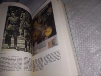 Лот: 19325222. Фото: 7. В тисках духовного гнета, Мидлер...