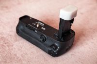 Лот: 3700004. Фото: 2. Новый батарейный блок Canon BG-E11... Аксессуары, расходные материалы