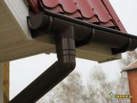 Лот: 9262007. Фото: 2. Кронштейн желоба пластиковый Vinylon... Строительные материалы