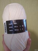 Лот: 12798446. Фото: 2. Пряжа шерсть белая есть 3 мотка... Вязание, шитье
